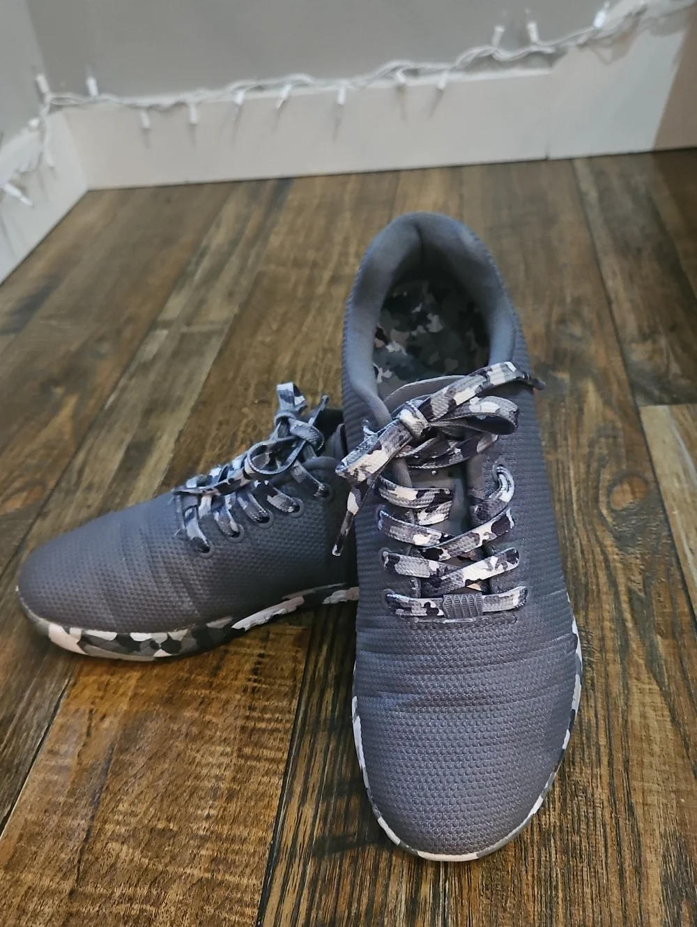 NOBULL Gray Athletic Trainer with Camo Sole (Unisex W-9 M-7.5)
